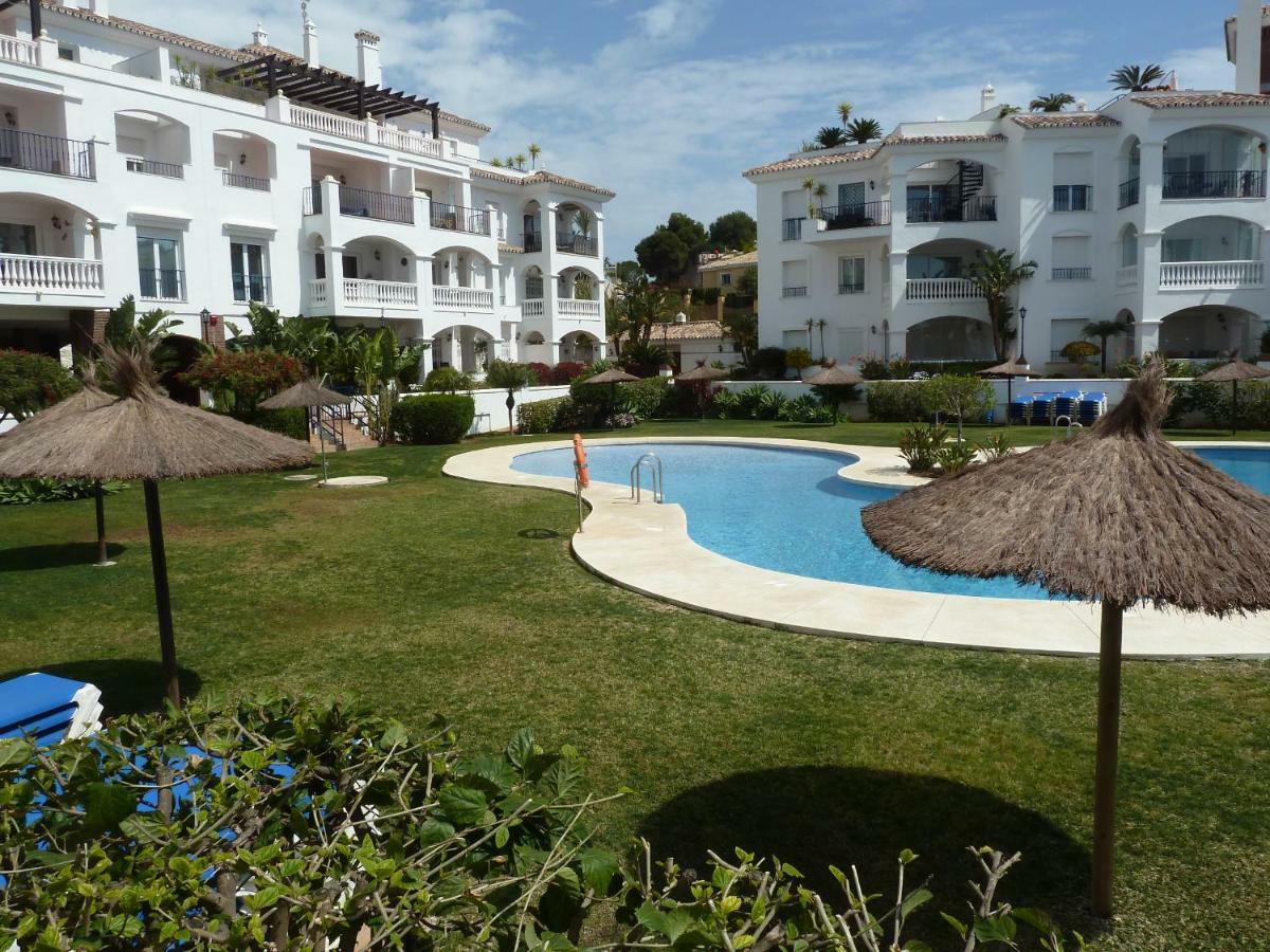 Jazmin Miraflores Seaview